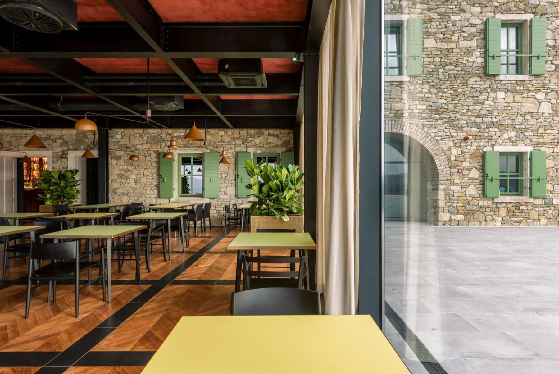 Hotel Winery & Design Roxanich 4*